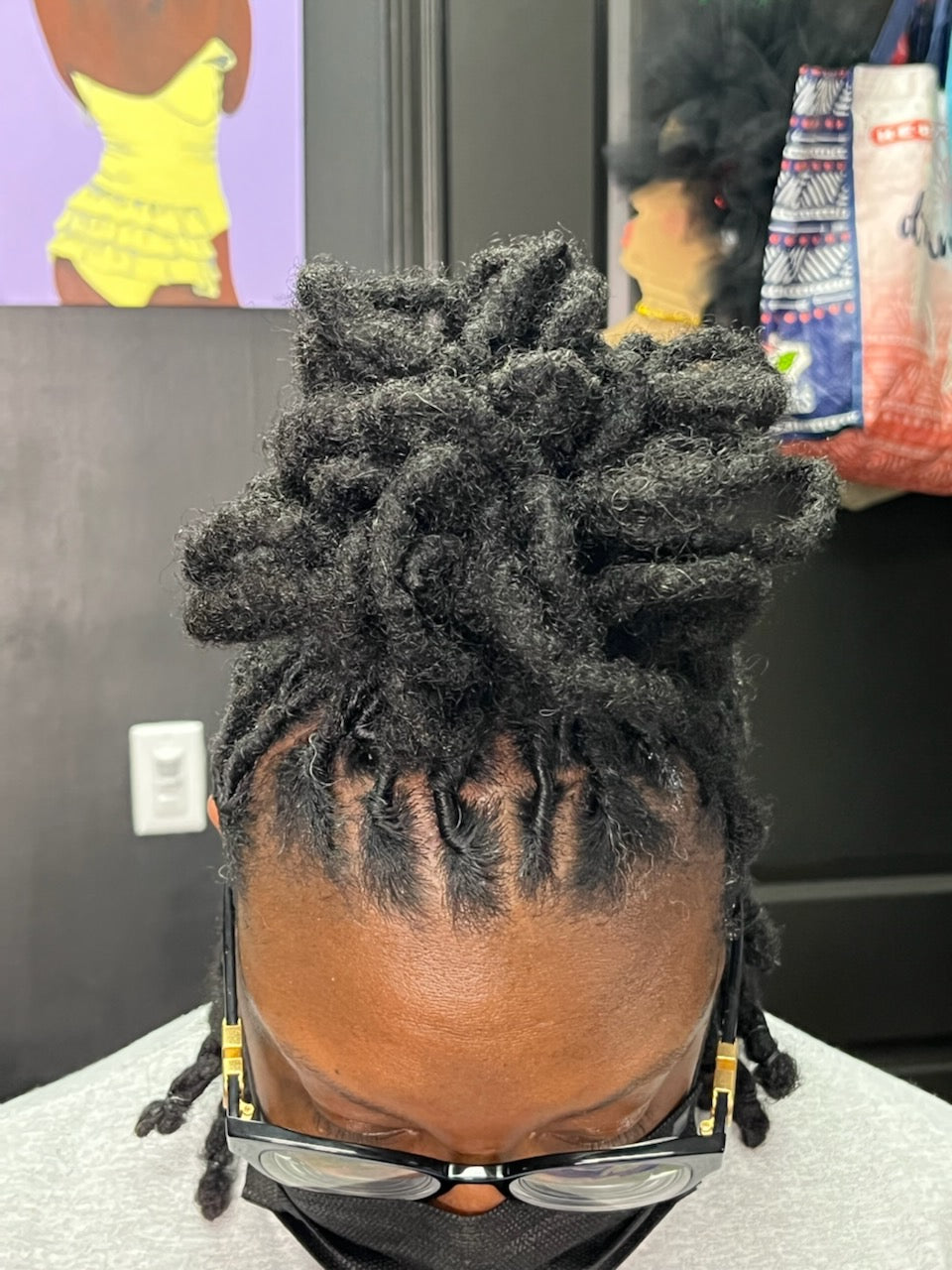6 inches, Large Natural Kinky, sold in bundles of 10